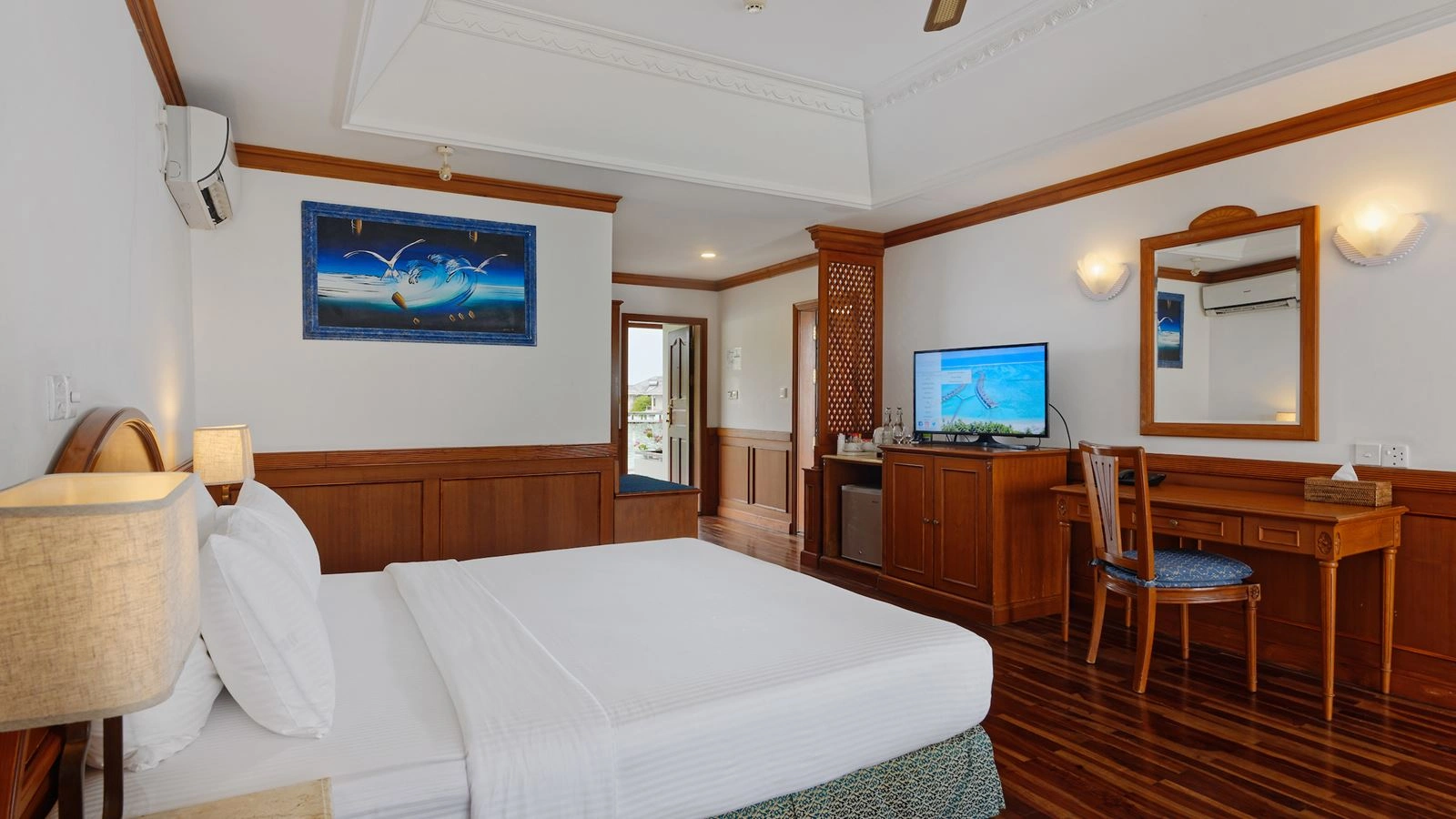 rooms-sunset-water-villa