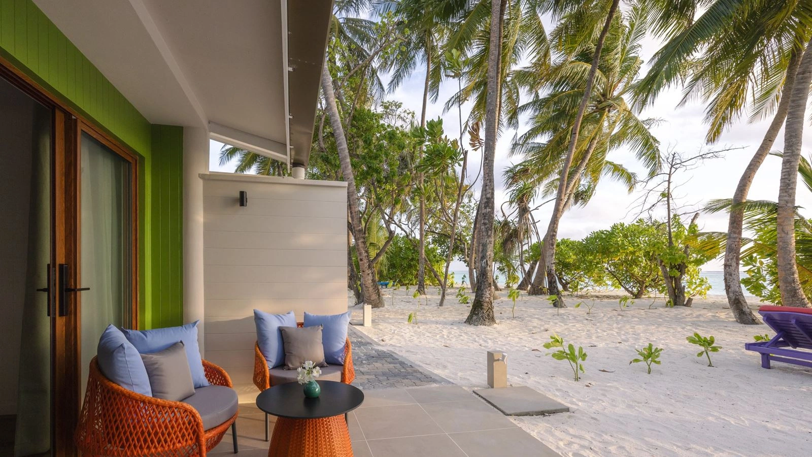 rooms-sunset-deluxe-beach-villas