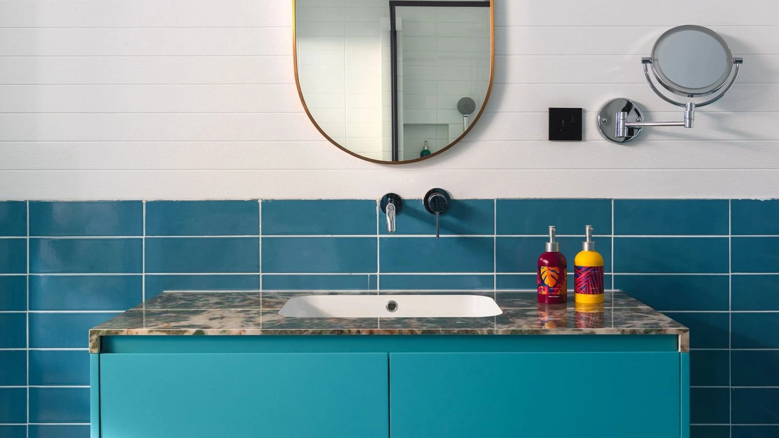 rooms-sunset-deluxe-beach-villas