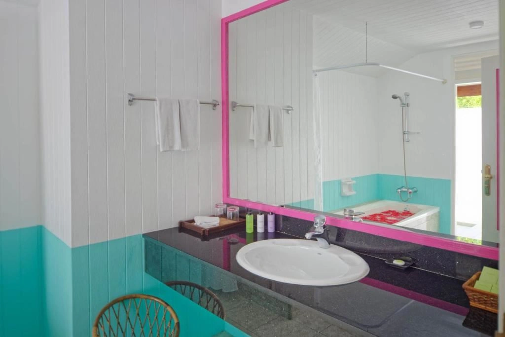 rooms-lagoon-beach-villa