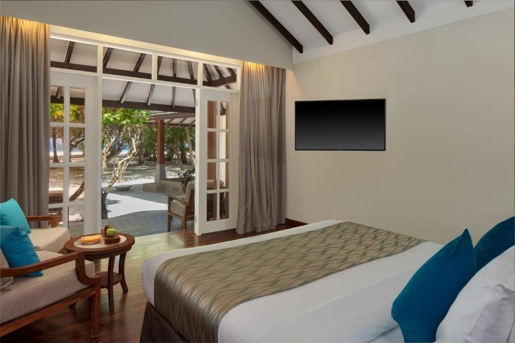 rooms-deluxe-jacuzzi-beach-villas