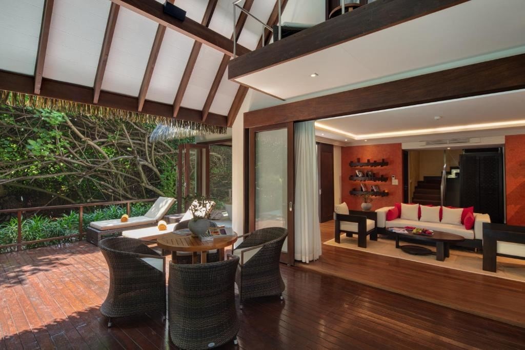 rooms-duplex-honeymoon-suite