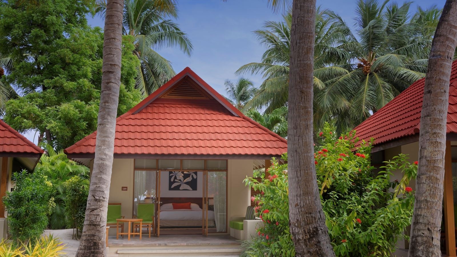 rooms-deluxe-bungalow