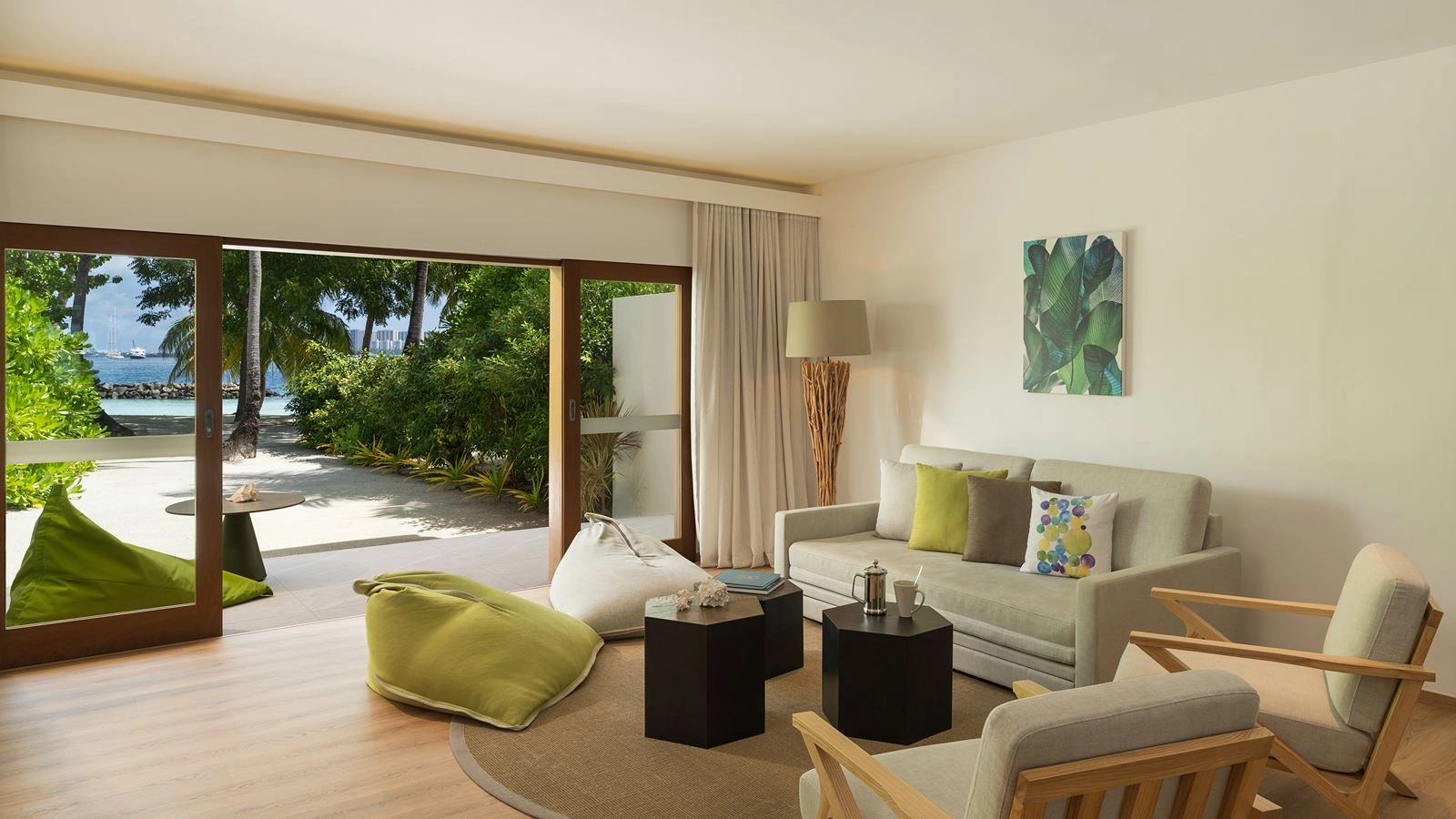 rooms-family-villa-with-pool