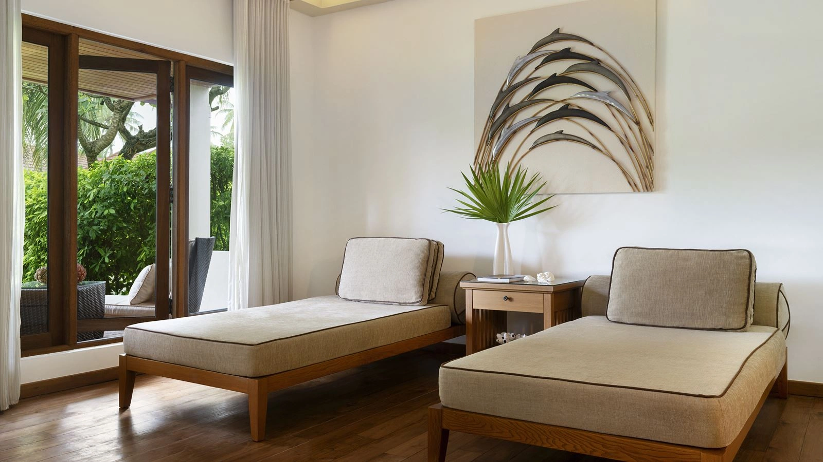 rooms-garden-pool-villa