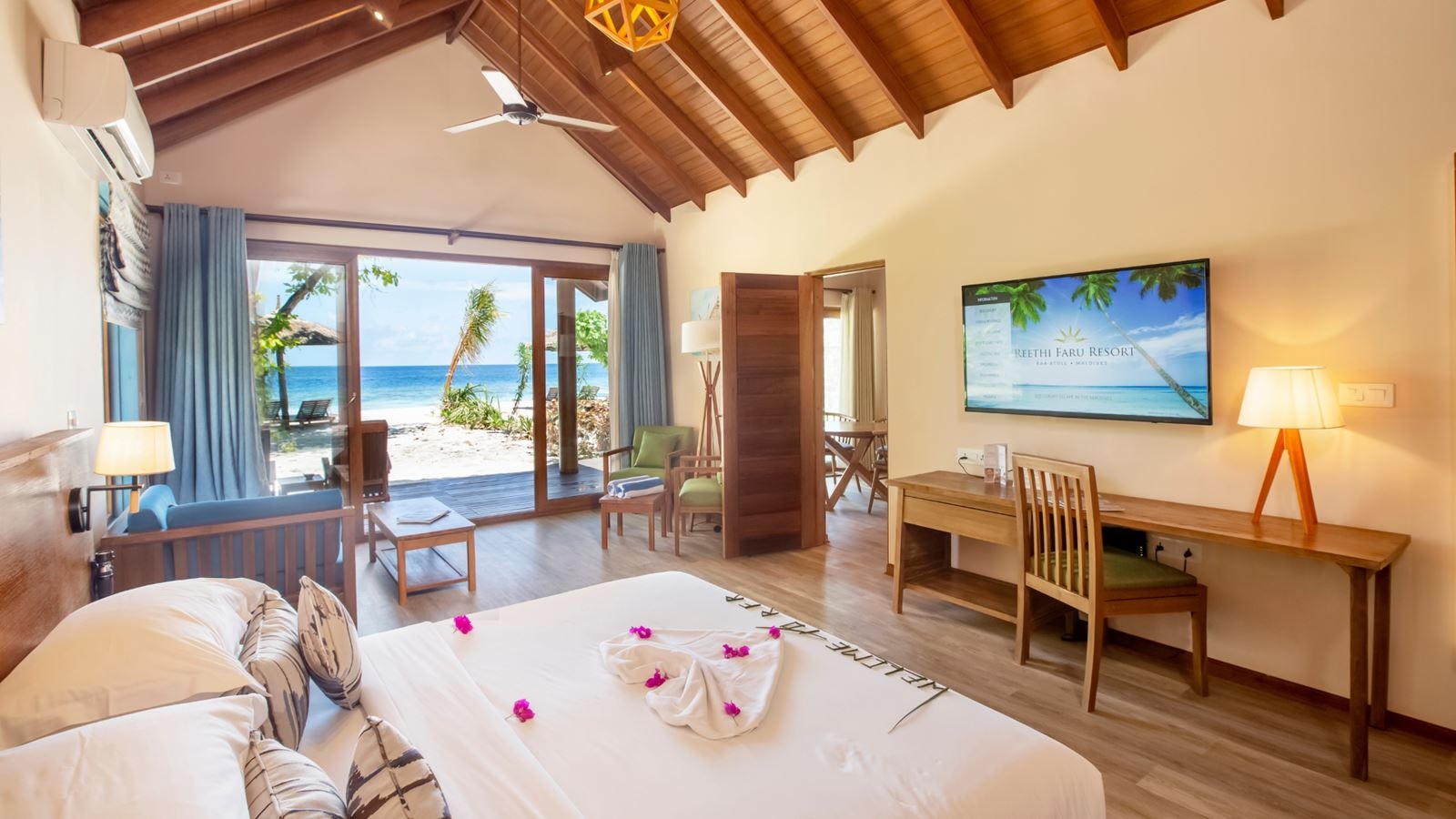 rooms-deluxe-two-bedroom-beach-suite