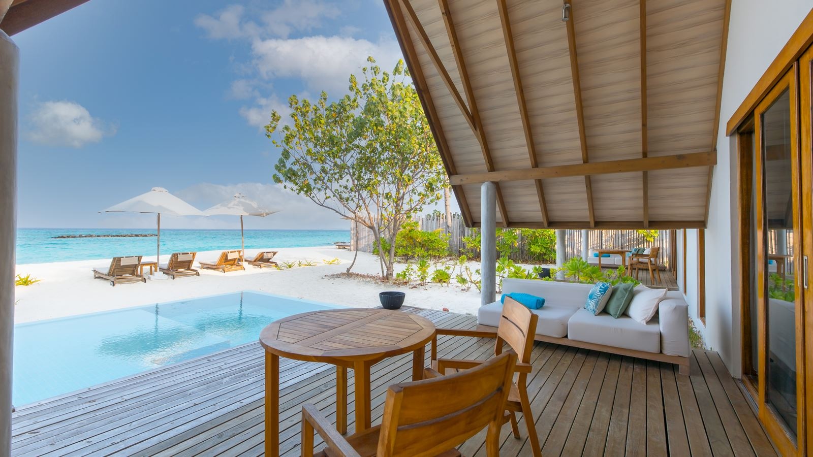 rooms-beach-duplex-villa