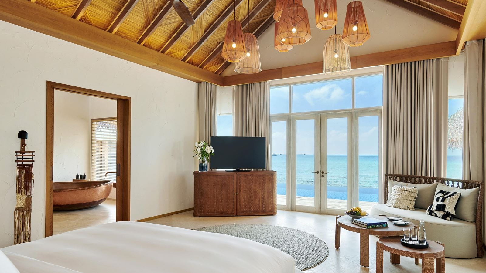 rooms-three-bedroom-water-sunset-villa-with-pool