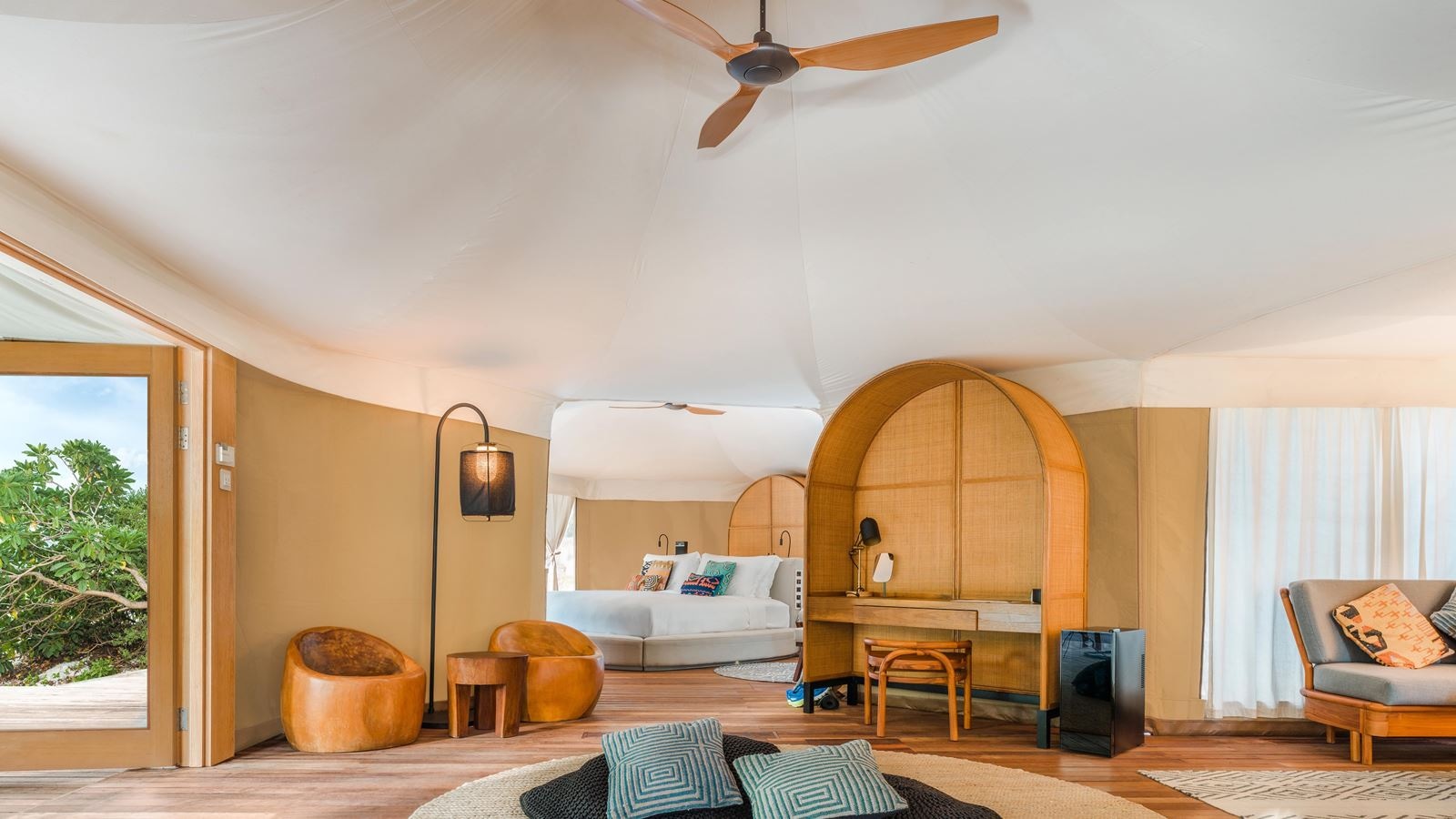 rooms-beach-tented-villa-with-pool