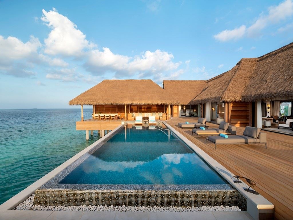 rooms-2-bedroom-reef-villa-with-pool