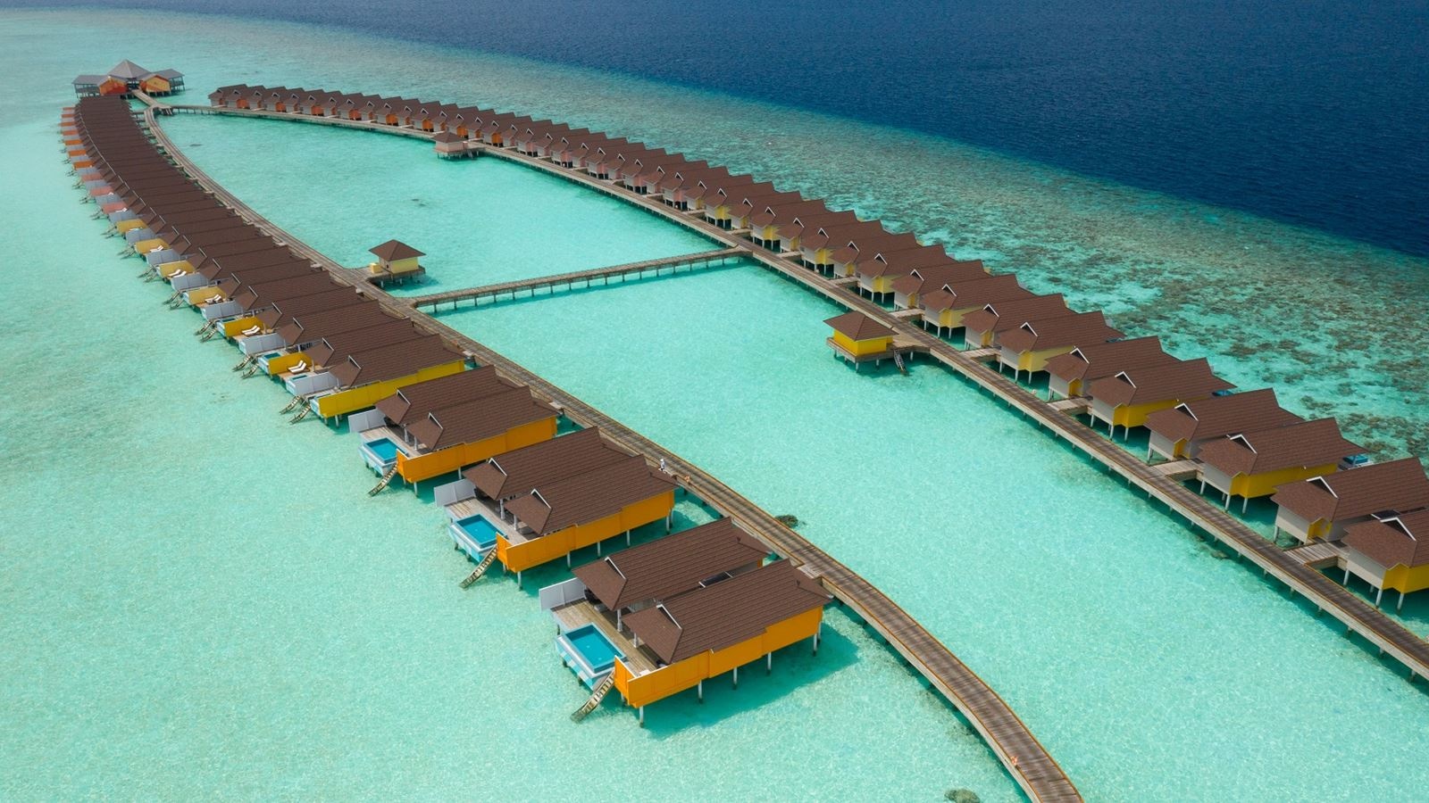 rooms-lagoon-overwater-villa-with-pool