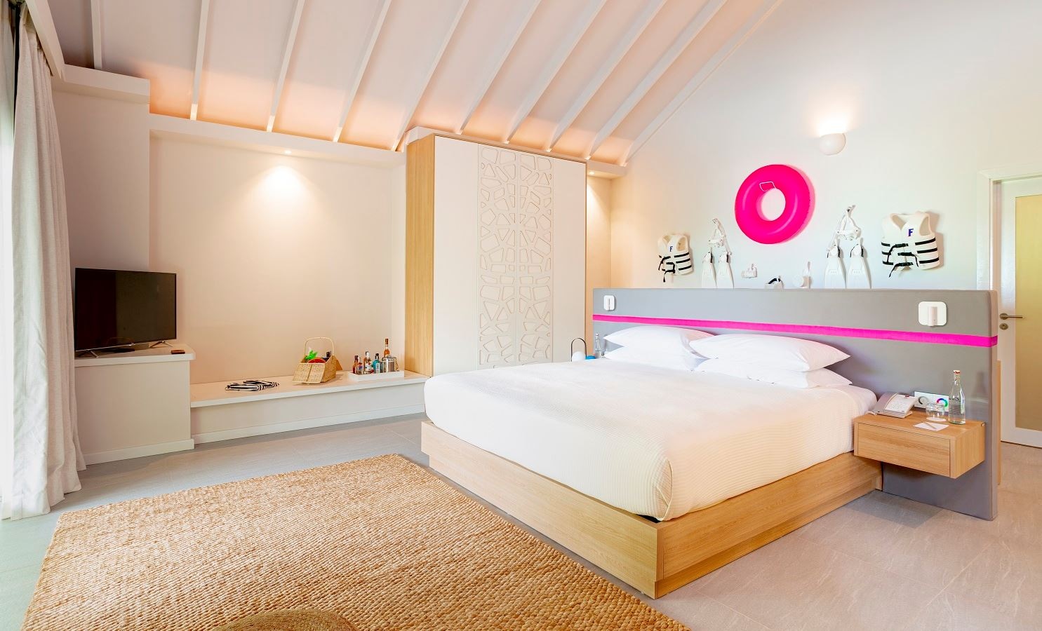 rooms-ocean-beach-villa-with-pool