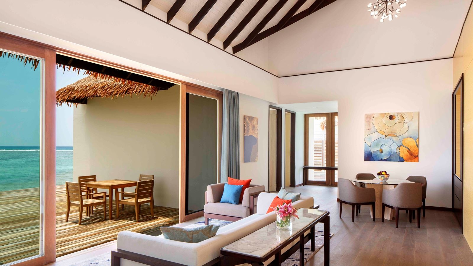 rooms-overwater-villa--3-bedrooms--pool--lagoon-view