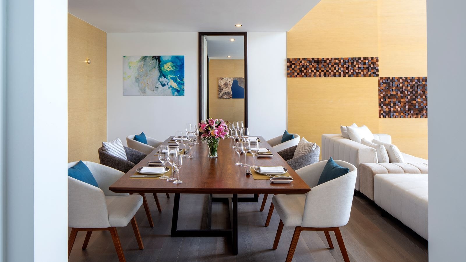 rooms-three-bedroom-overwater-royal-residence