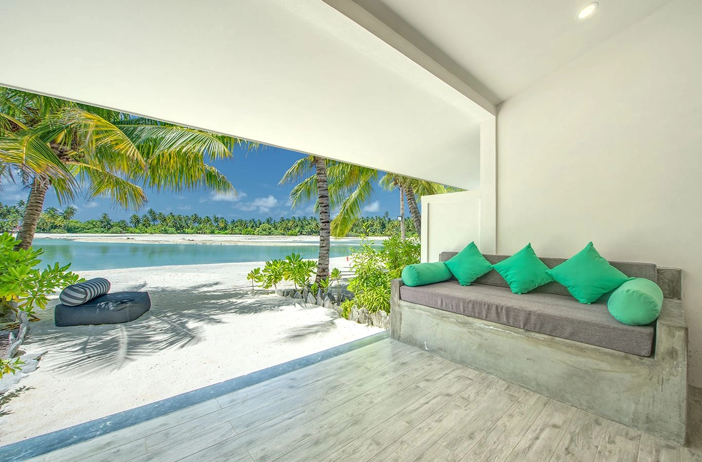 rooms-lagoon-view-villa
