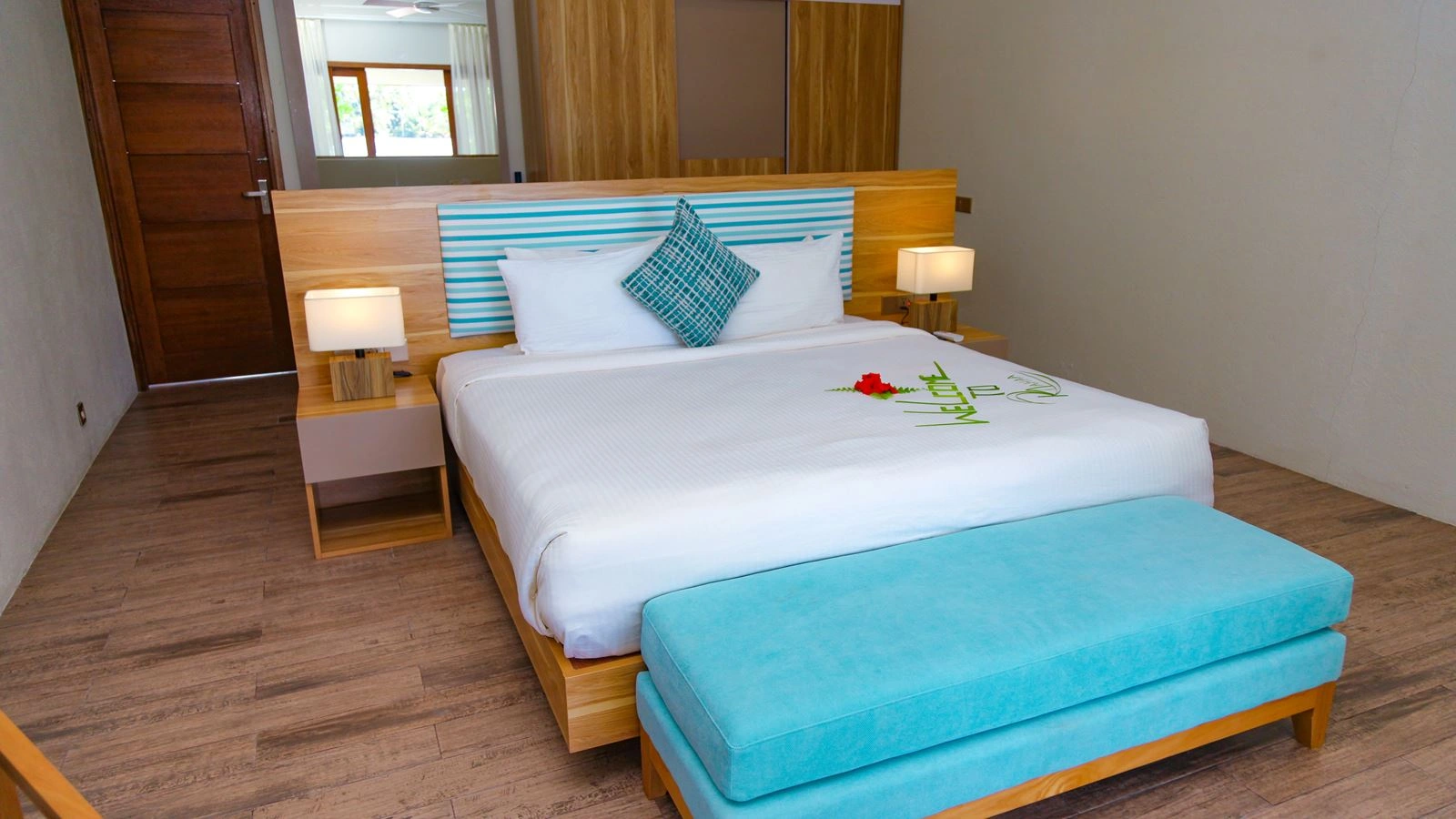 rooms-lagoon-view-villa