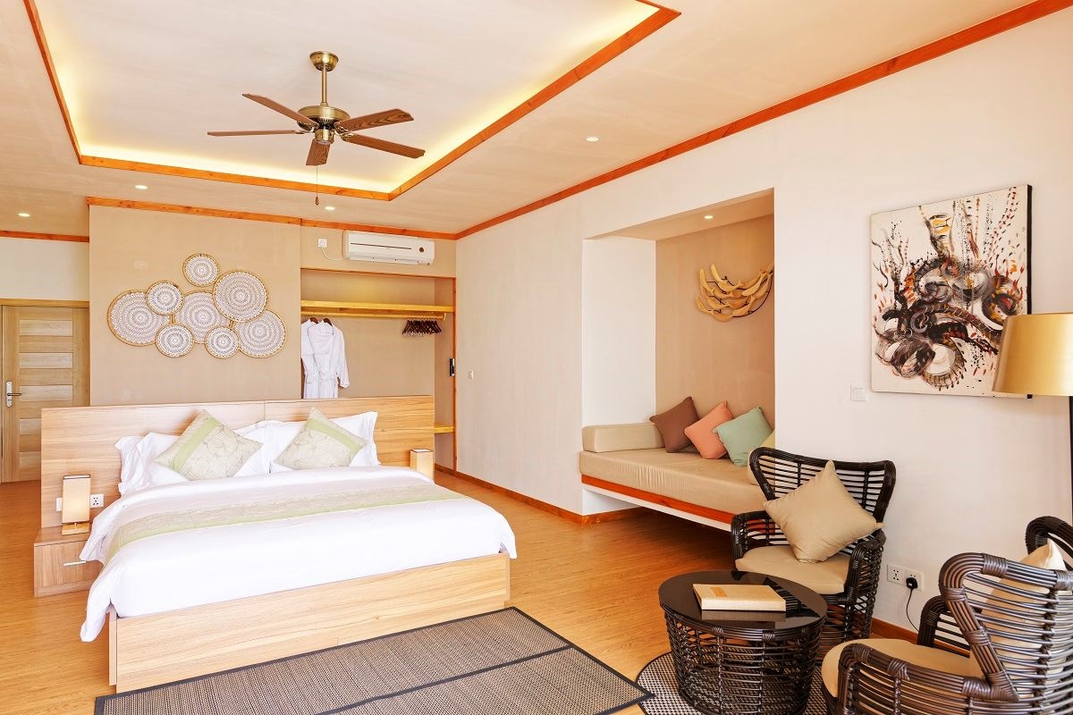 rooms-beach-pool-villa