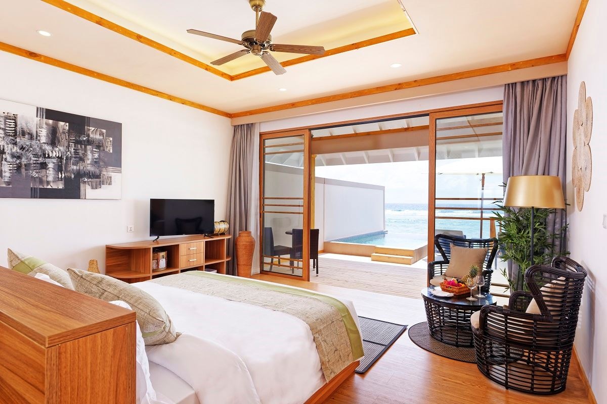 rooms-ocean-pool-villa