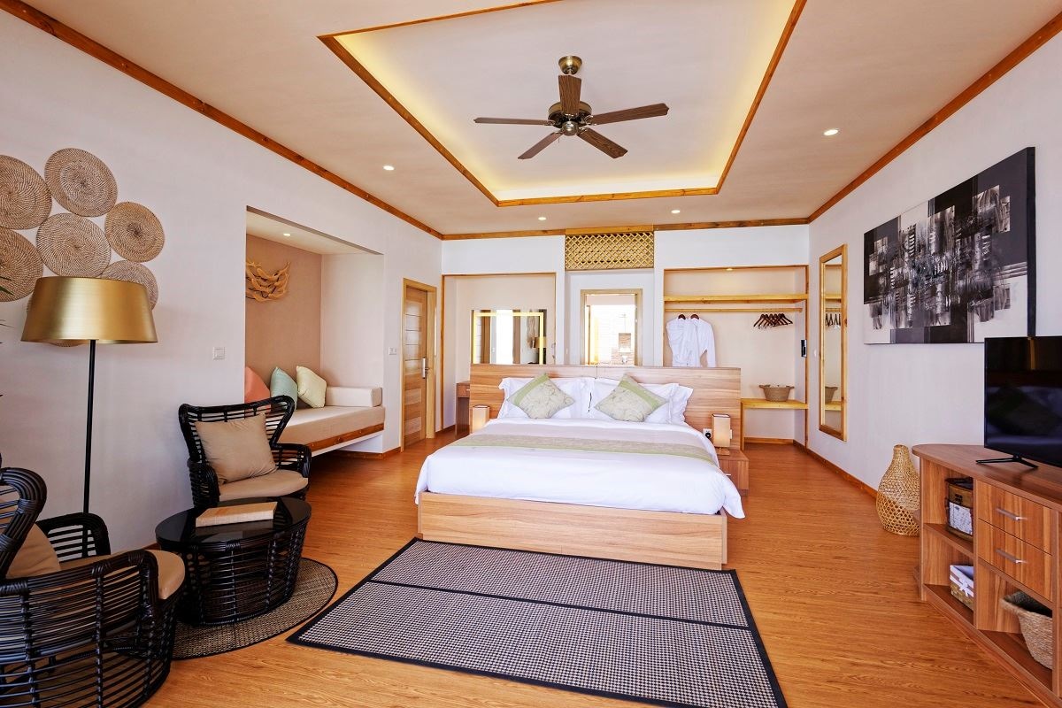 rooms-ocean-pool-villa