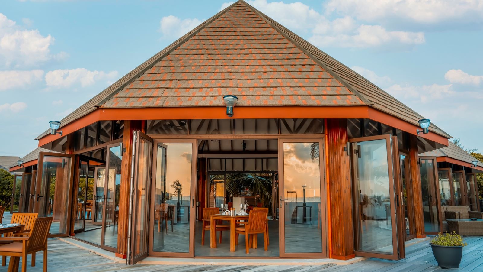 restaurants-sunset-grill