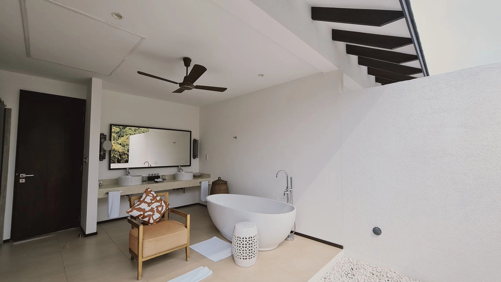 rooms-double-room-classic-sea-view-dbls1