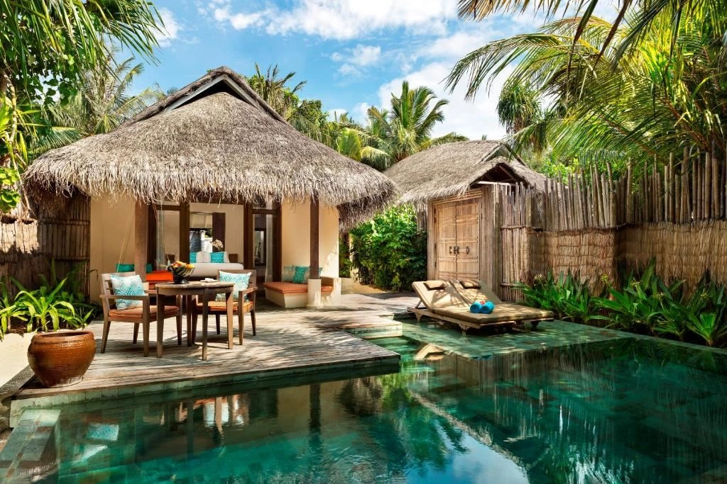 rooms-two-bedroom-anantara-beach-pool-villa