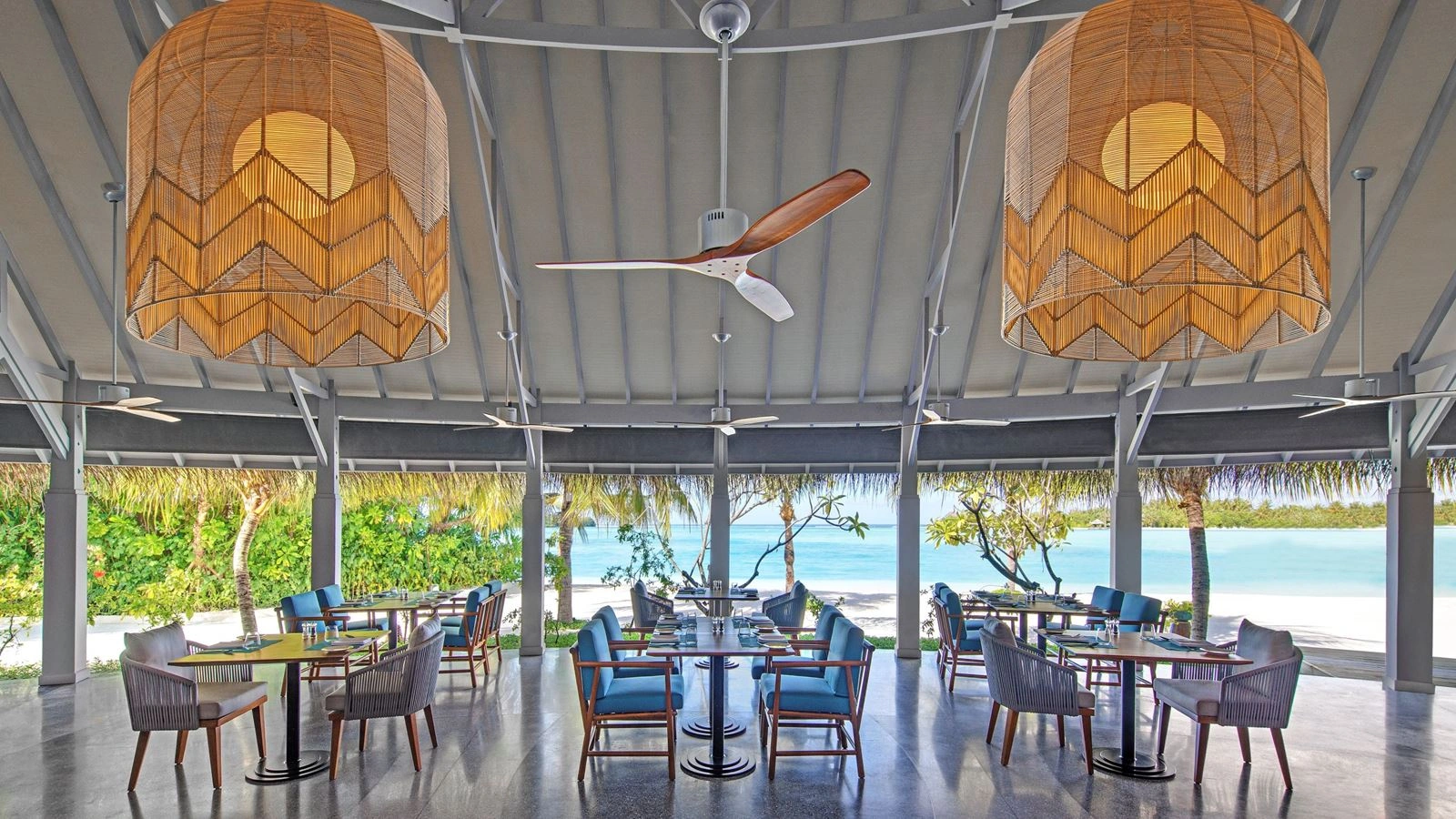 restaurants-fushi-cafe
