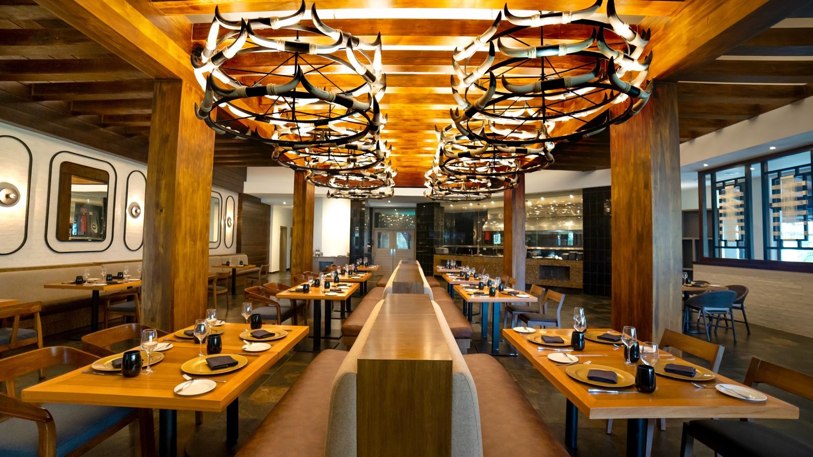 restaurants-hunter-steakhouse