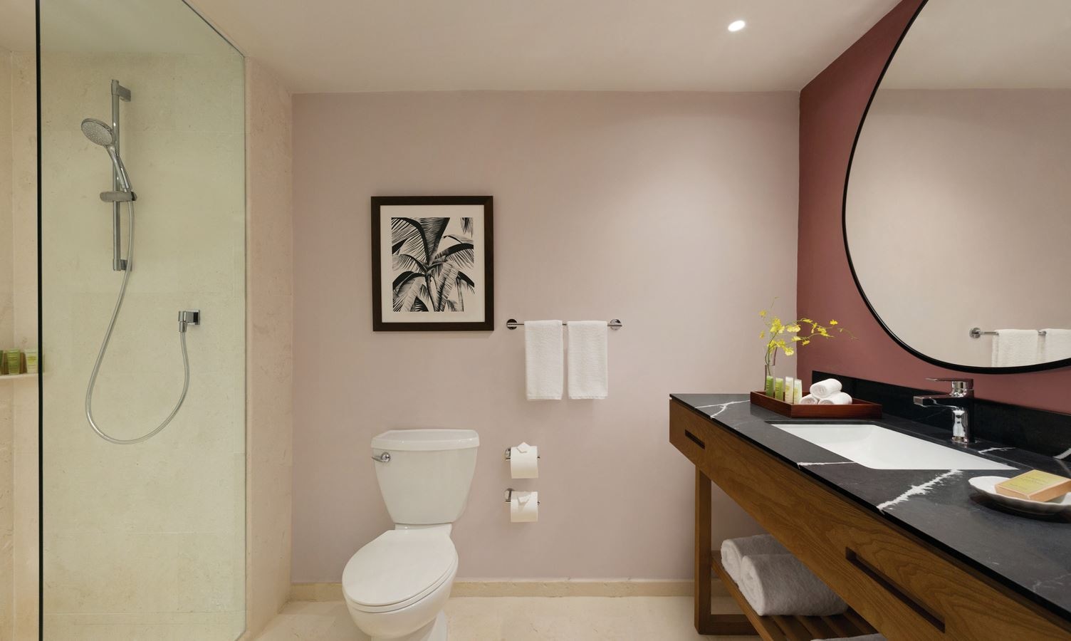 rooms-premium-garden-view-2-queens