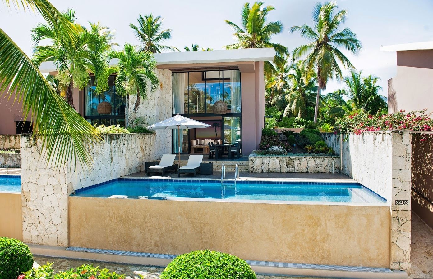 rooms-privileged-duplex-suite--swimming-pool