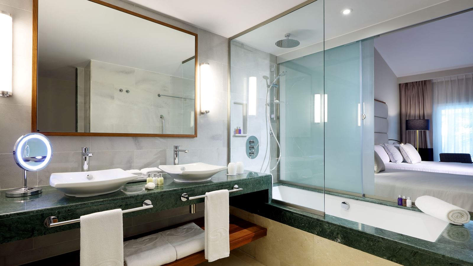 rooms-deluxe-garden-view