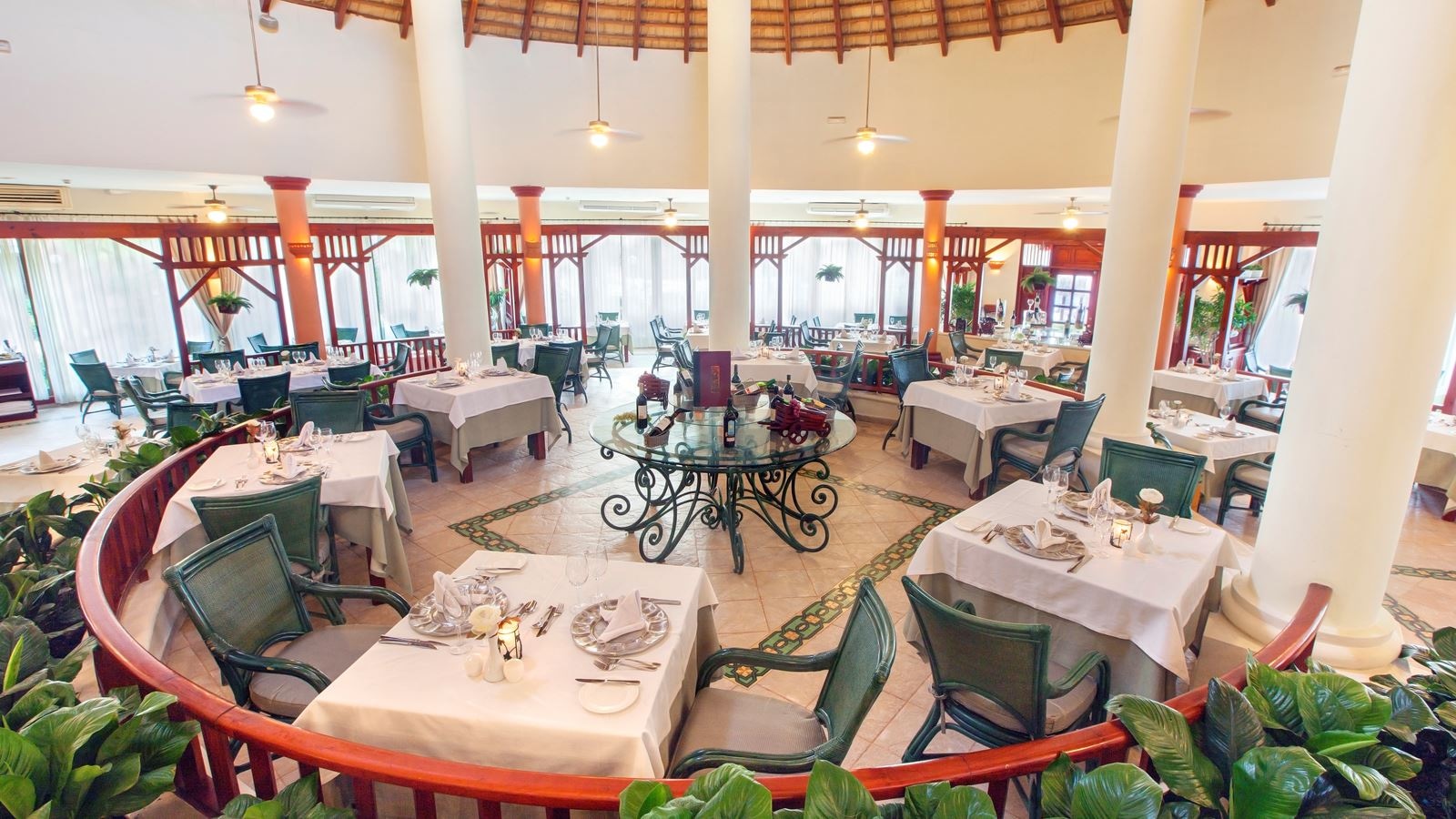 restaurants-garden-grill-restaurant