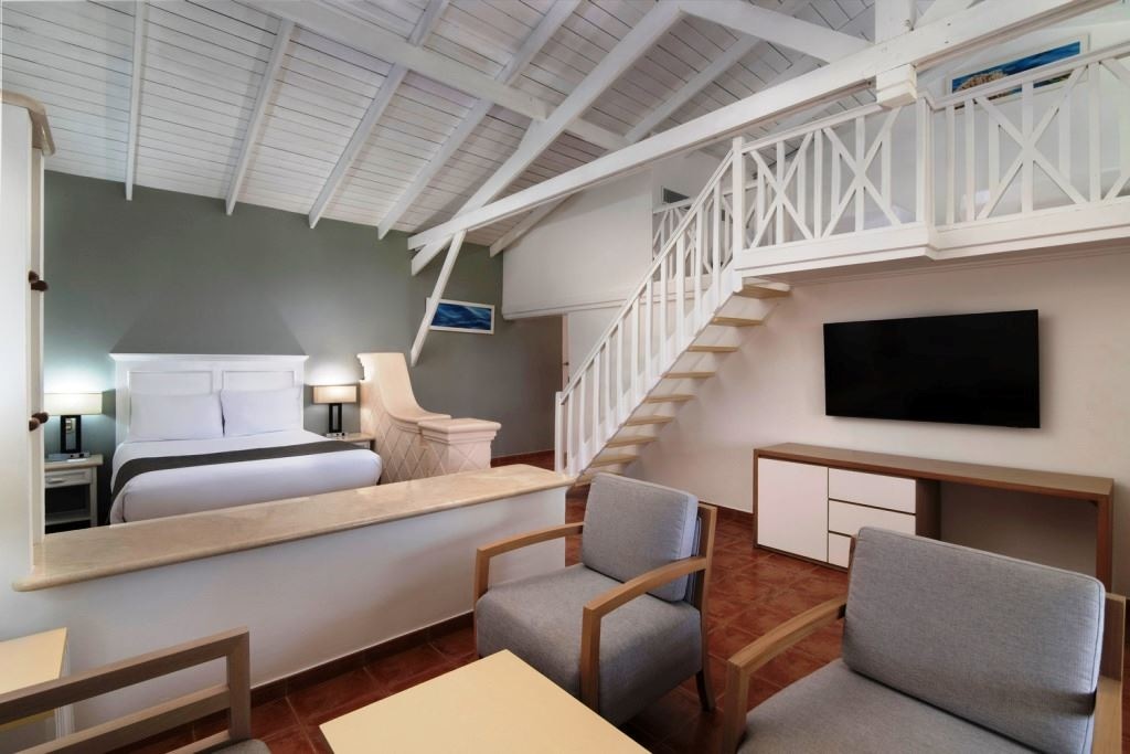 rooms-club-bungalow-gardenocean-view