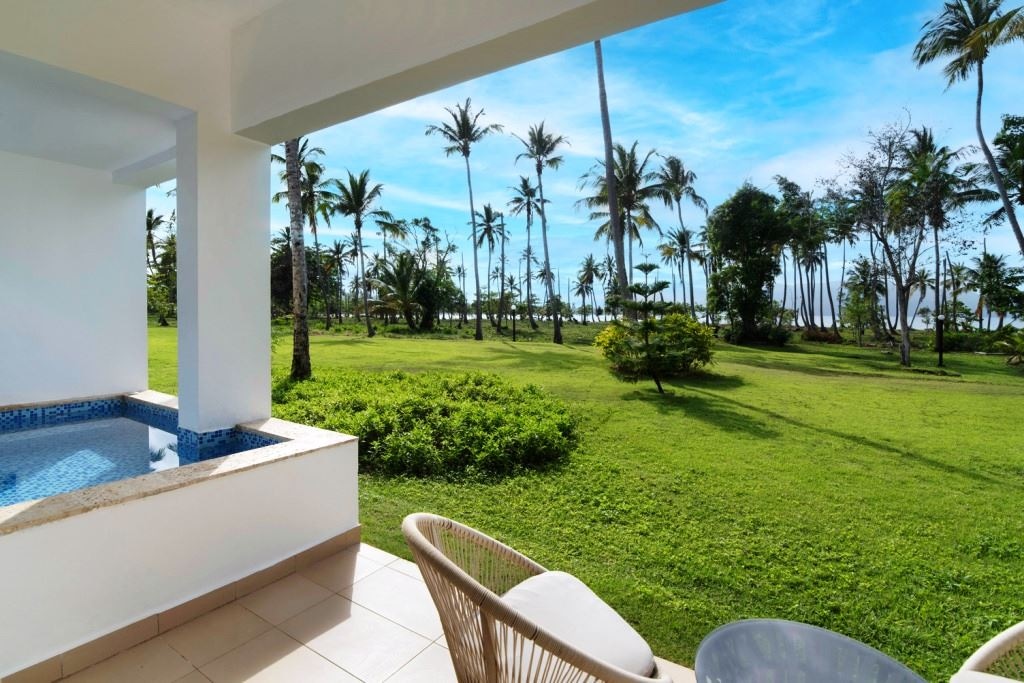 rooms-club-master-suite-ocean-view-su1