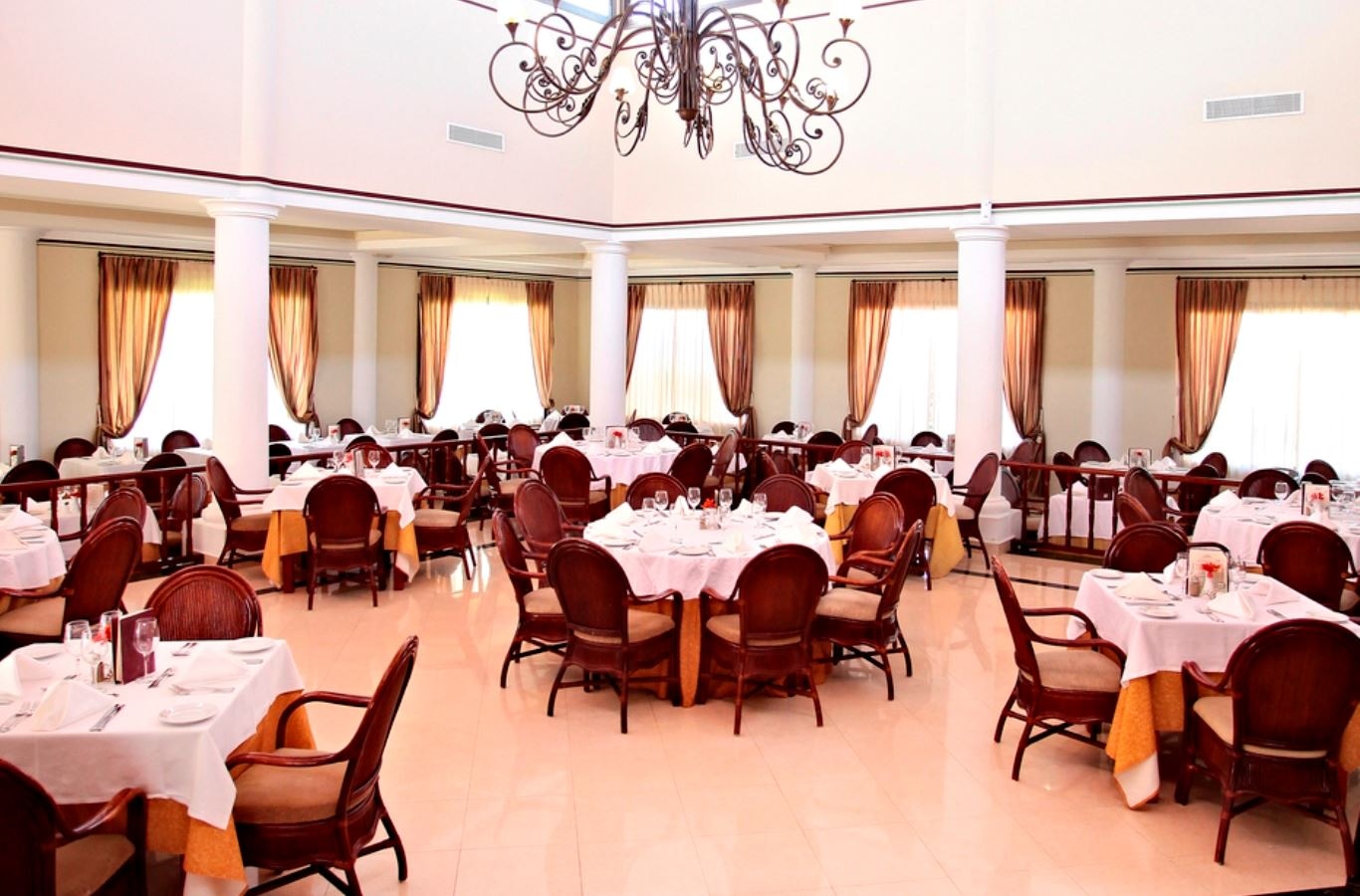 restaurants-las-dalias