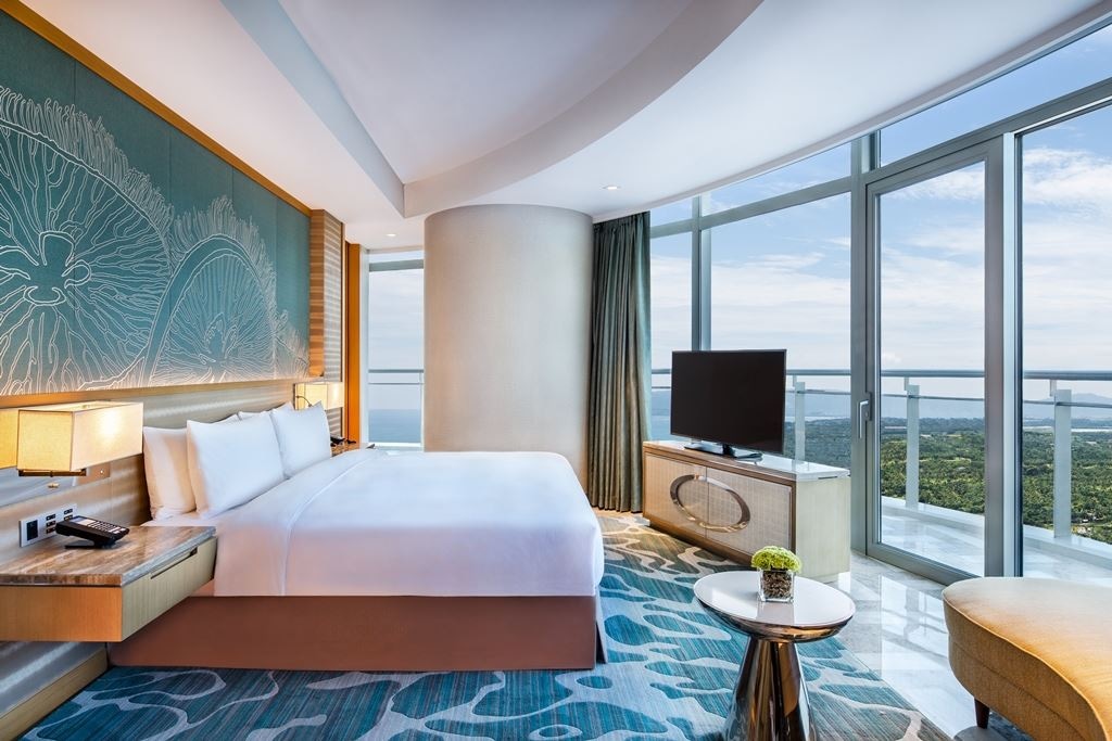 rooms-deluxe-suite