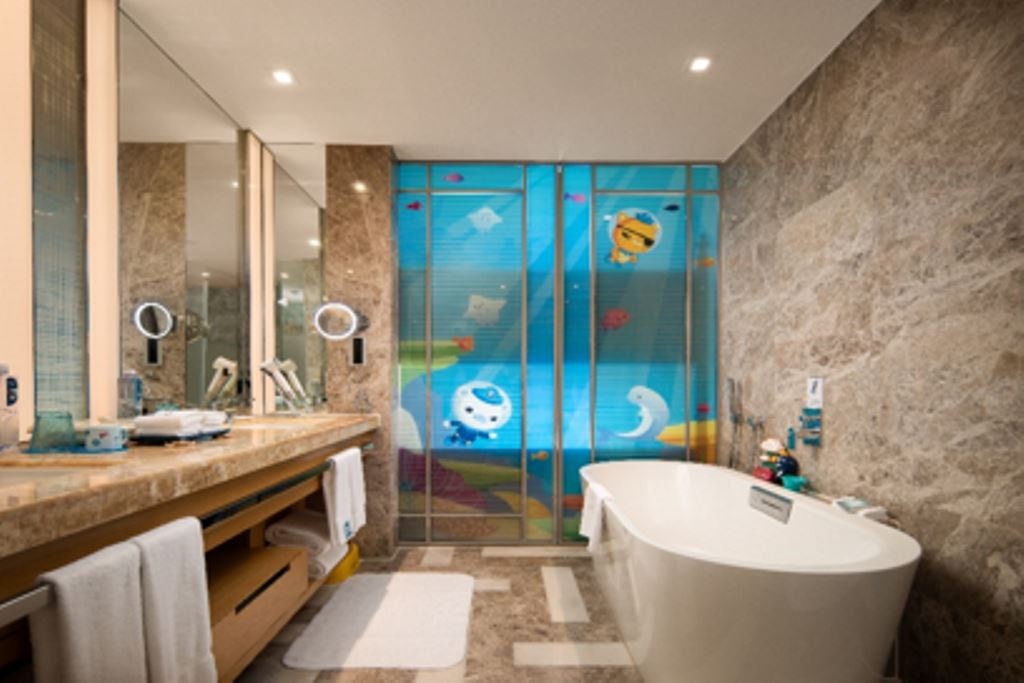rooms-octunuats-family-ocean-view-room