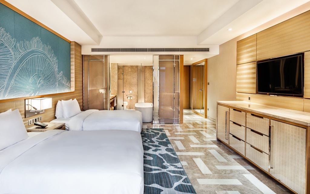 rooms-ocean-view-kingqueen-bed-room
