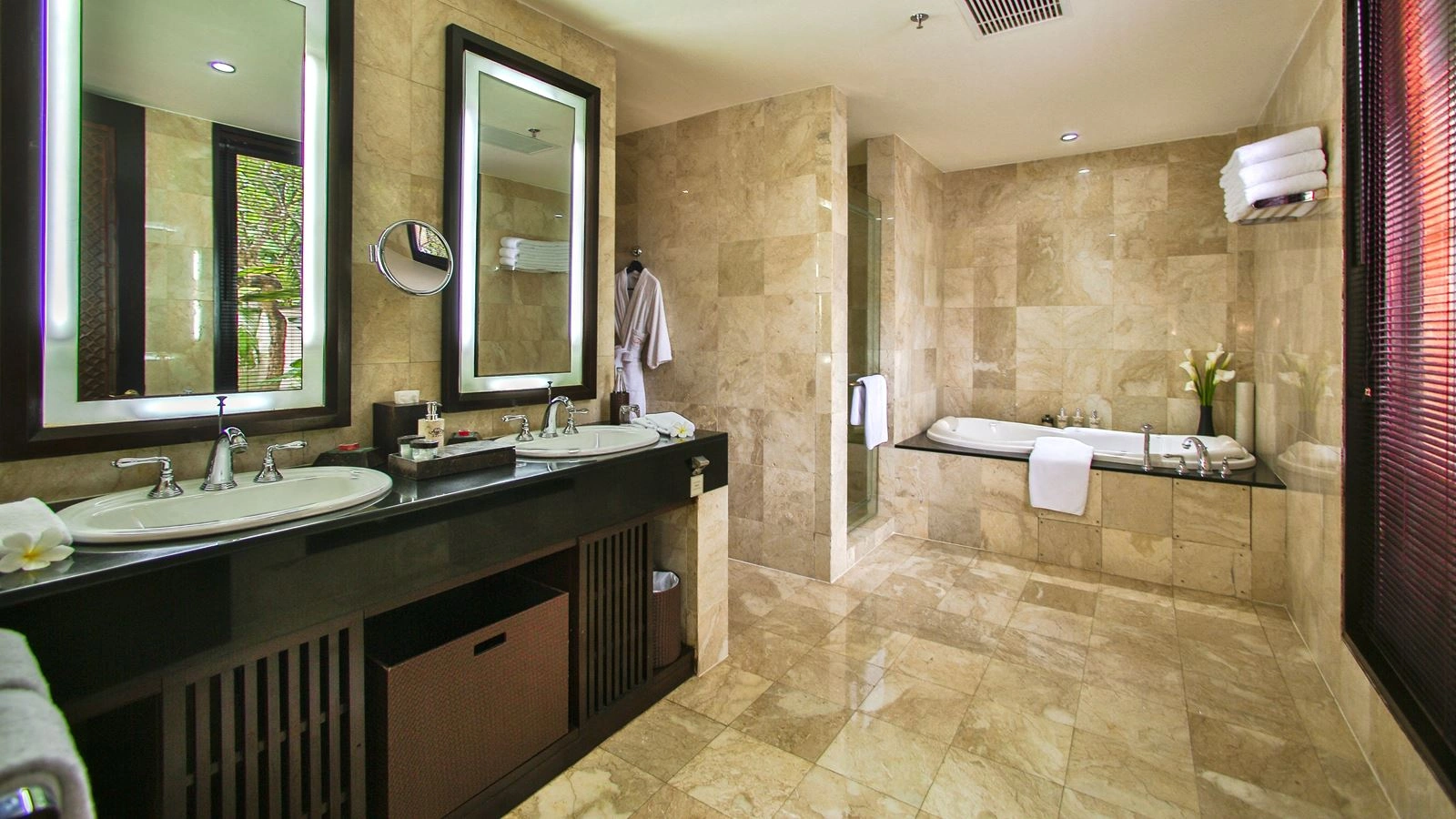 rooms-mandavi-suite