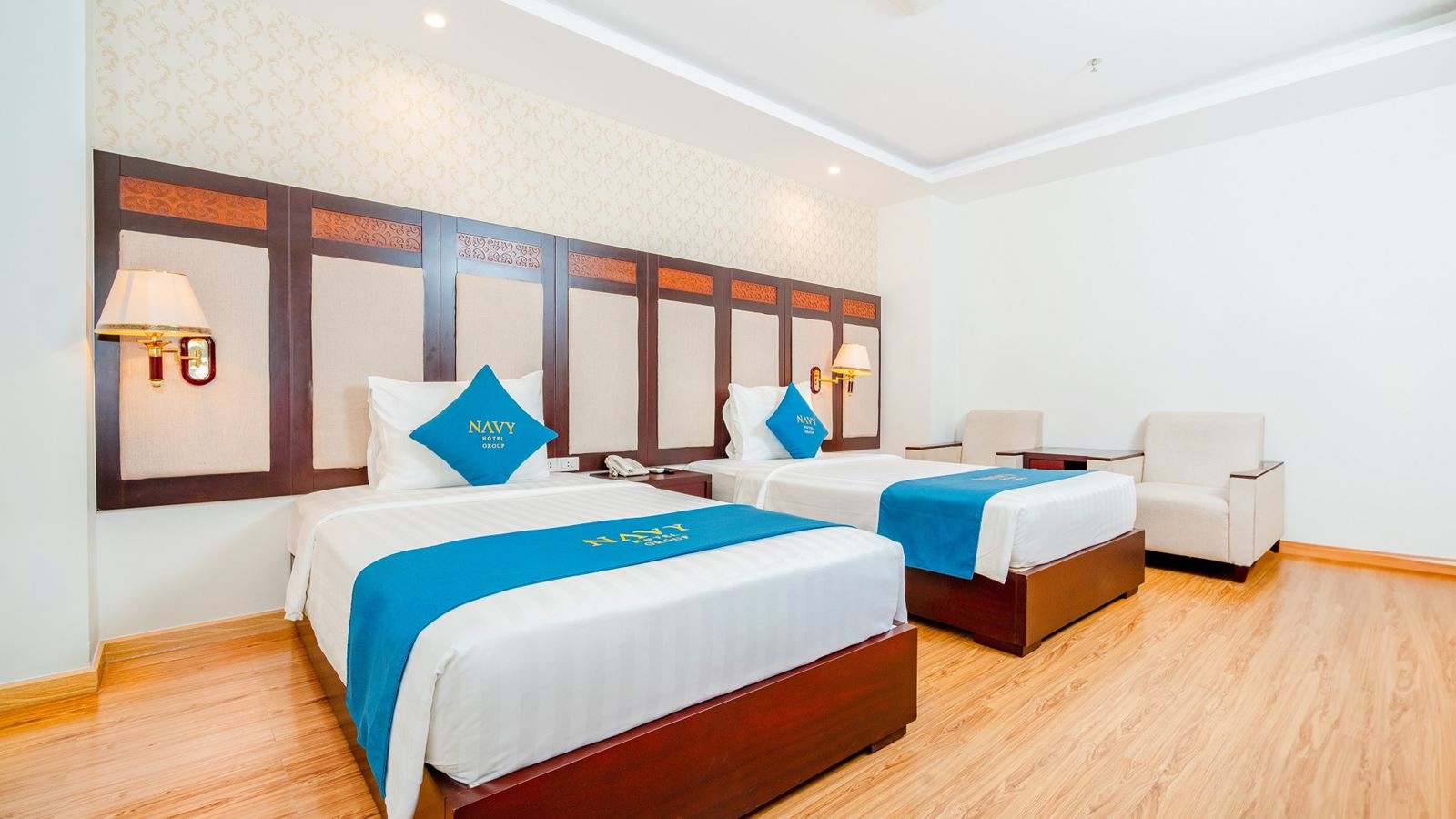 rooms-superior-room