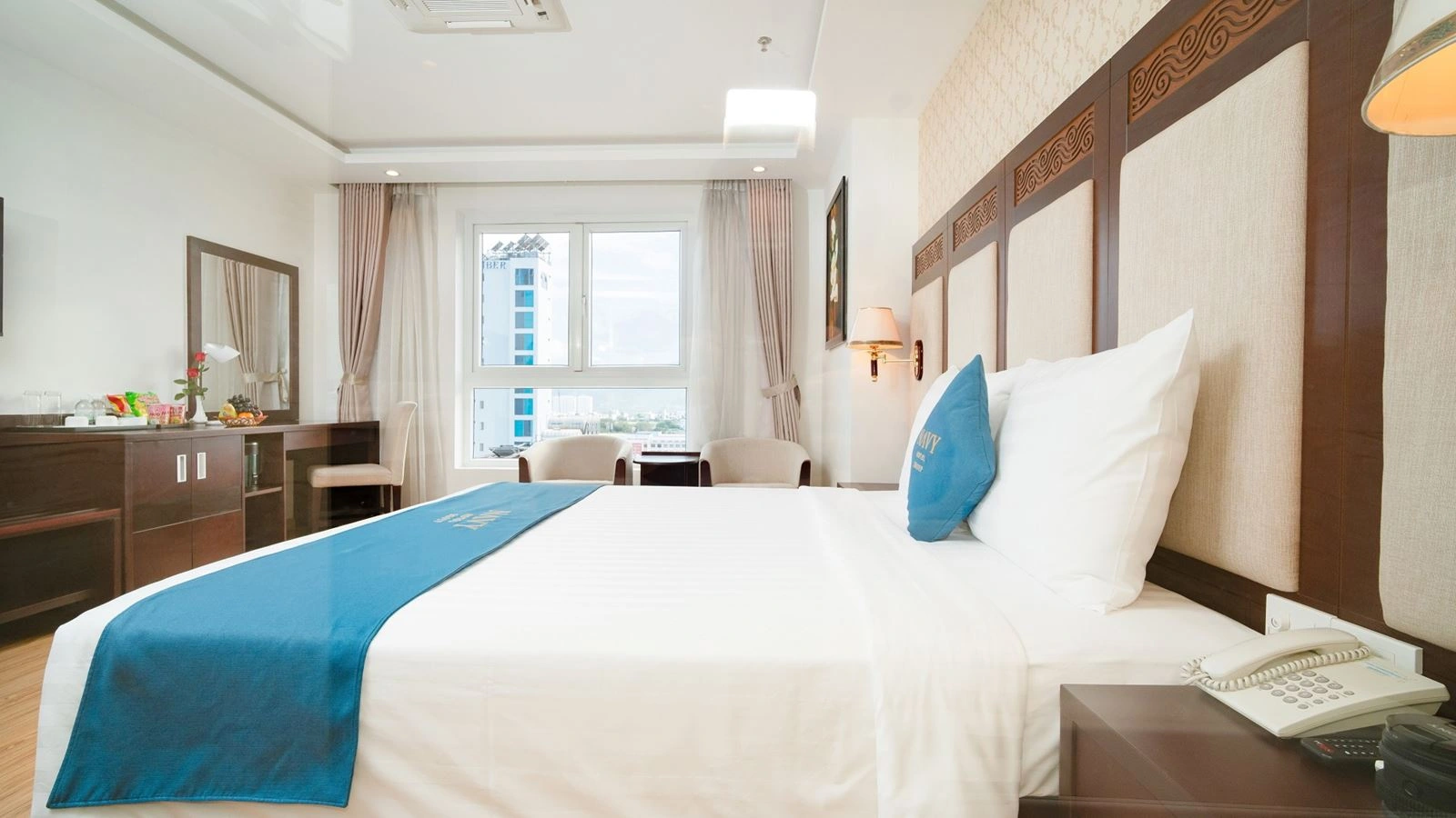 rooms-deluxe-city-view-child-without-extra-bed