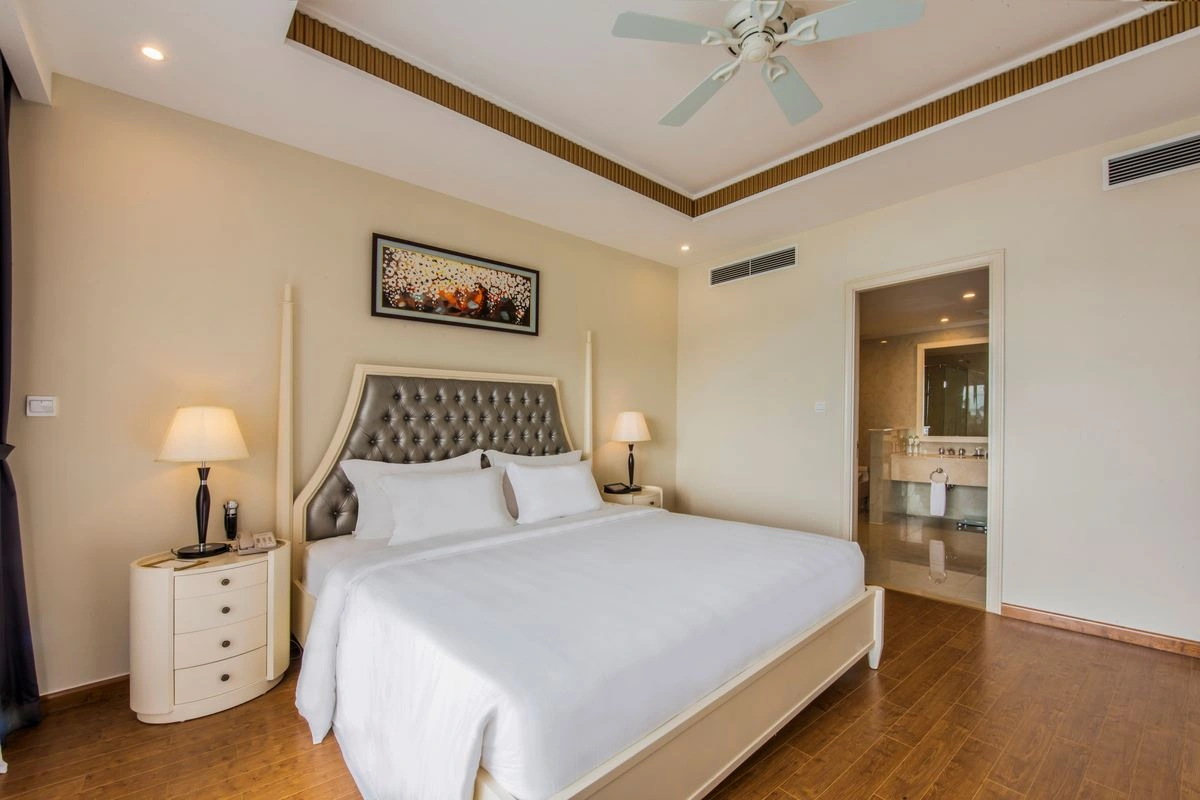 rooms-executive-suite-ocean-view