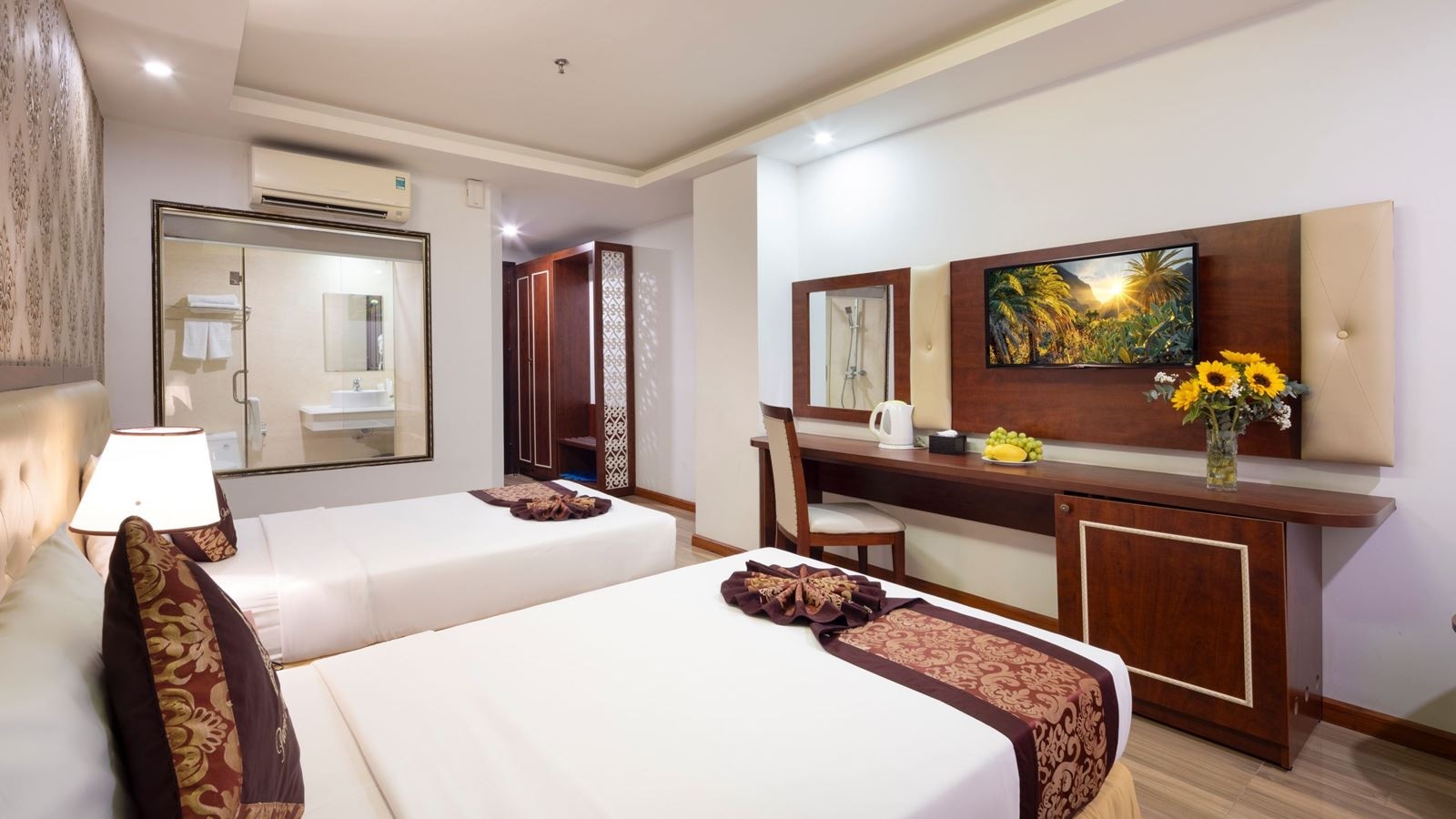 rooms-room-deluxe-seaview