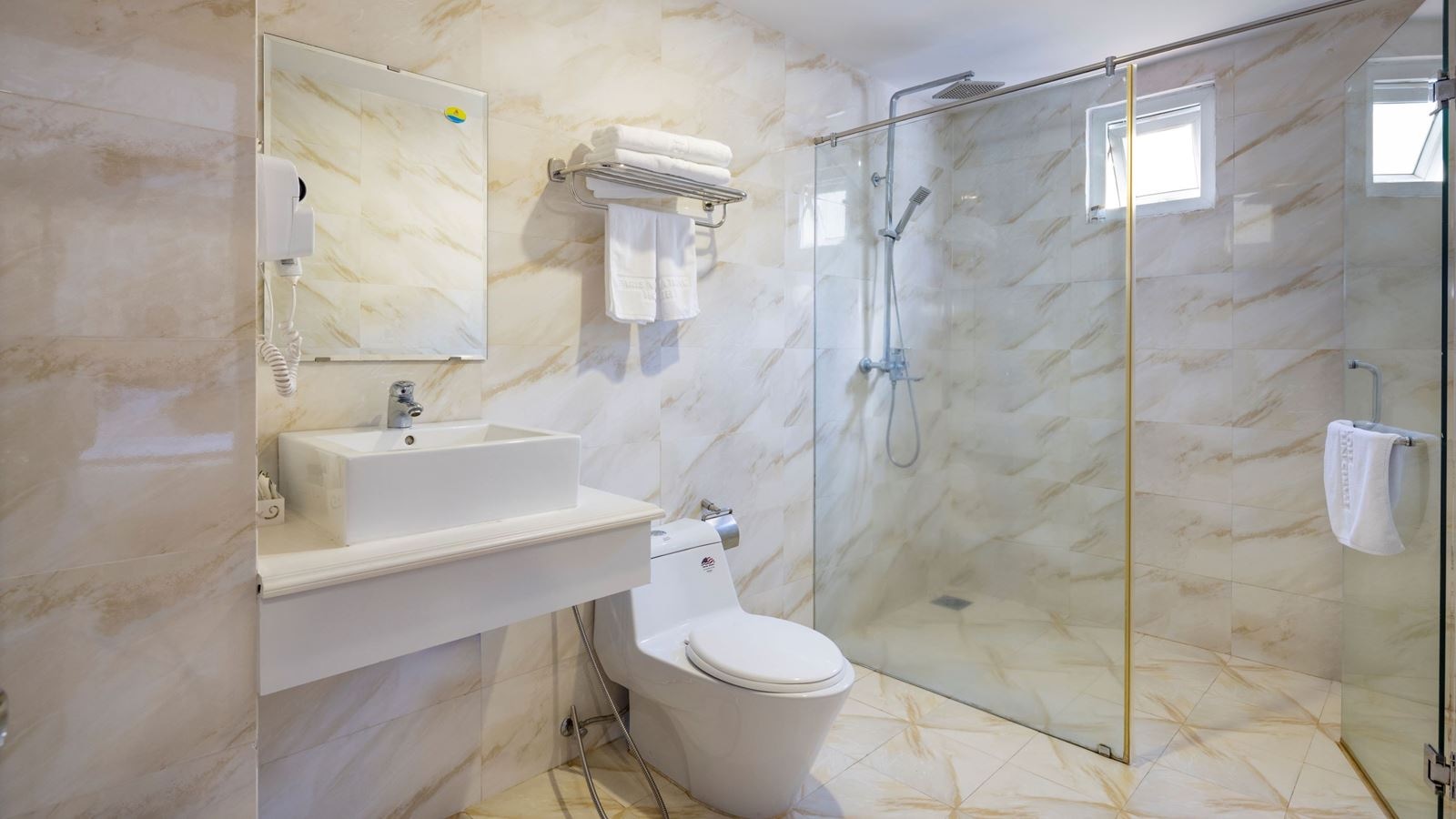 rooms-superior-cityview