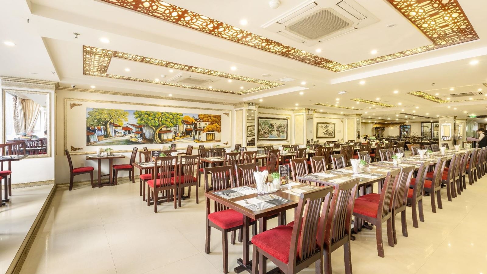 restaurants-main-restaurant