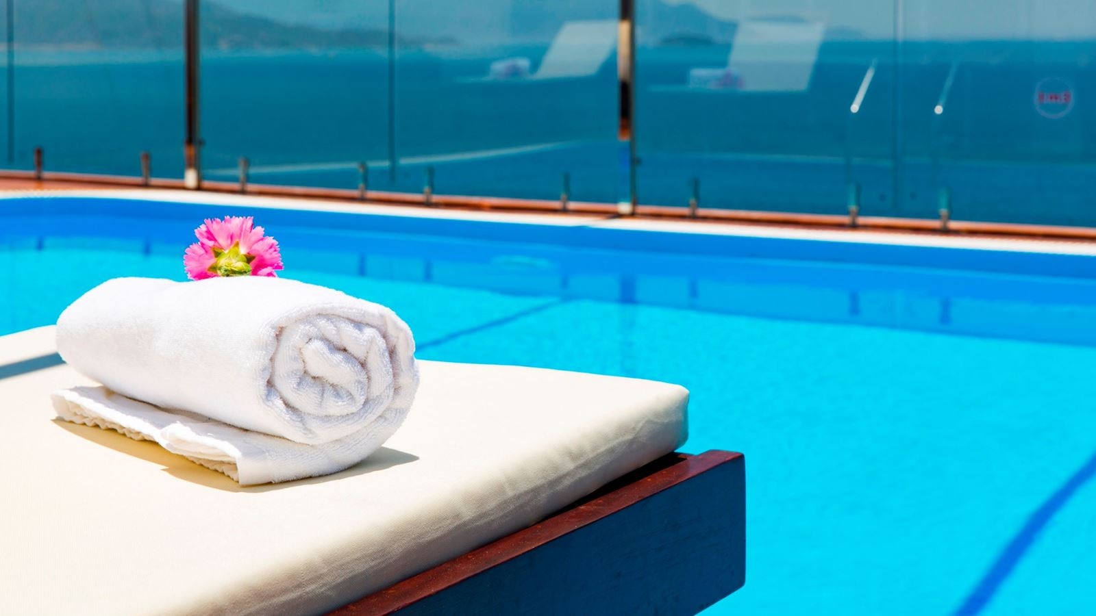 pools-outdoor--indoor-pool