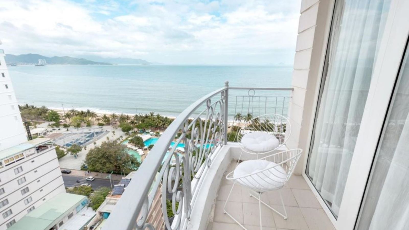 rooms-deluxe-executive-seaview-child-without-extra-bed