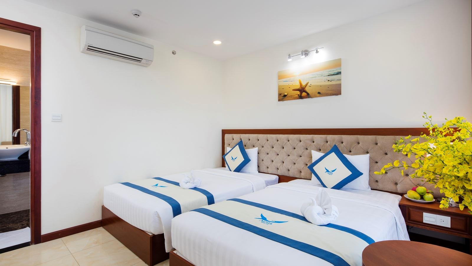 rooms-deluxe-cityview