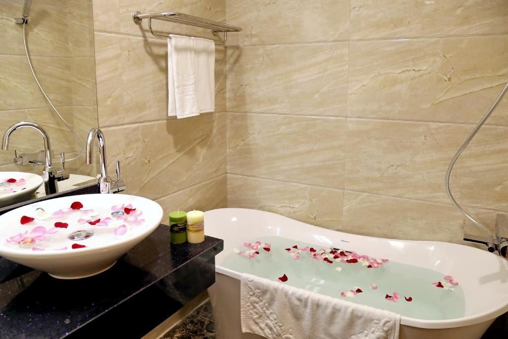 rooms-deluxe-seaview