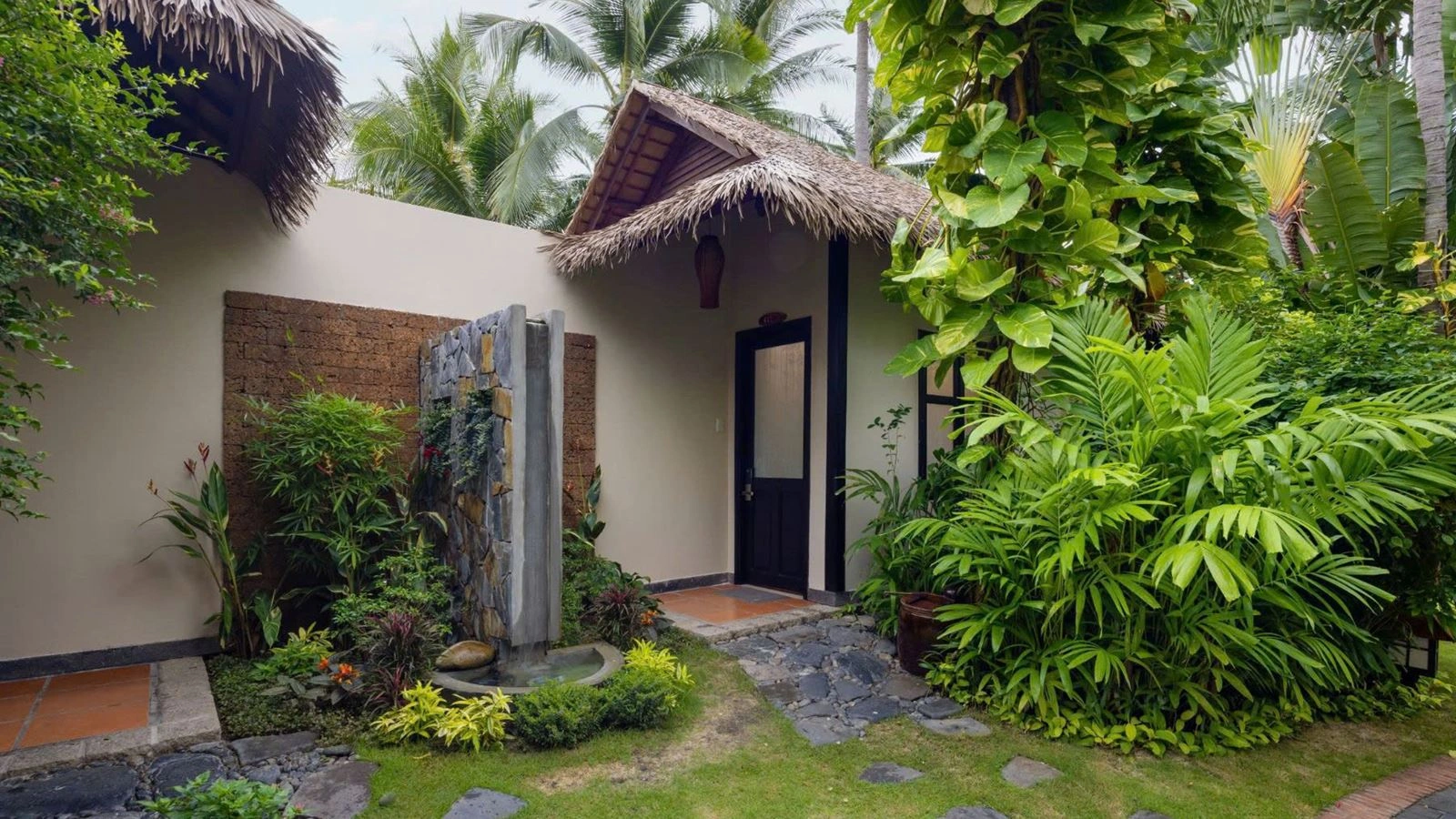 rooms-wellbeing-bungalow-garden-view